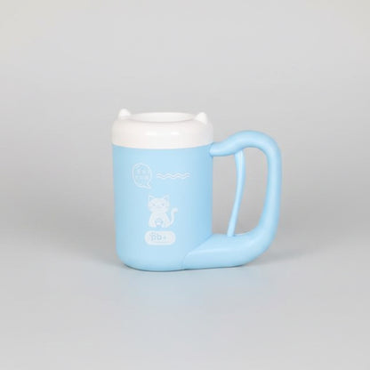 Light blue mug with a white lid on a wooden shelf against a light background